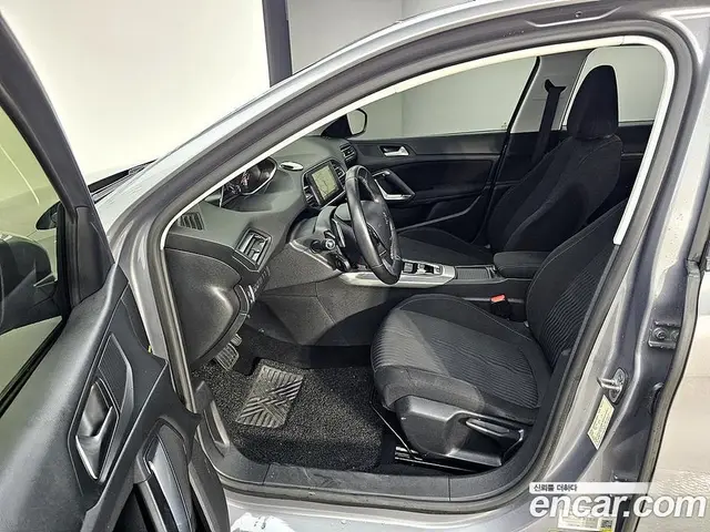 Peugeot 308 2015 1.6 автомат (гидро), миниатюра 7