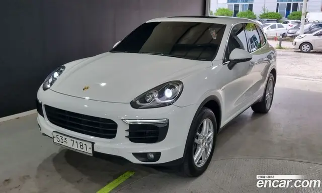 Porsche Cayenne 2015 3.0 автомат (гидро), миниатюра 1 Porsche Cayenne 2015 3.0 автомат (гидро), миниатюра 1