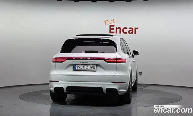 Porsche Cayenne 2022 3.0 автомат (гидро), миниатюра 4 Porsche Cayenne 2022 3.0 автомат (гидро), миниатюра 4