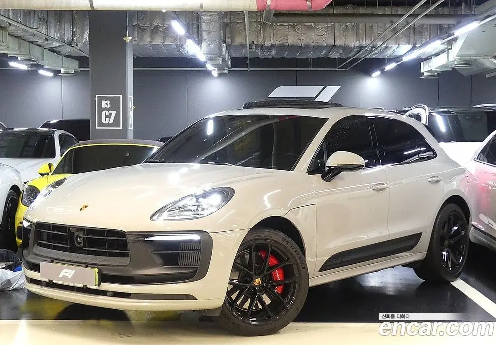 Porsche Macan 2022 2.9 автомат (гидро), фото 1 Porsche Macan 2022 2.9 автомат (гидро), фото 1