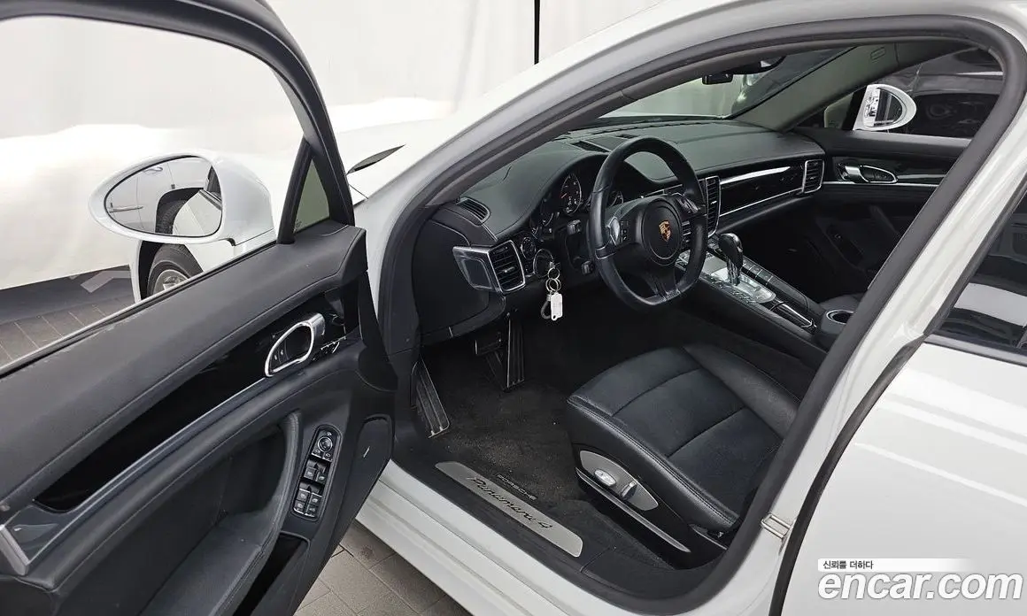 Porsche Panamera 2013 3.6 автомат (гидро), фото 10 Porsche Panamera 2013 3.6 автомат (гидро), фото 10