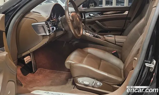 Porsche Panamera 2015 3.6 автомат (гидро), миниатюра 10 Porsche Panamera 2015 3.6 автомат (гидро), миниатюра 10