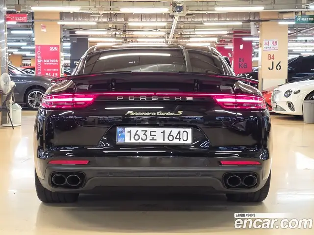 Porsche Panamera 2018 4.0 автомат (гидро), миниатюра 5 Porsche Panamera 2018 4.0 автомат (гидро), миниатюра 5