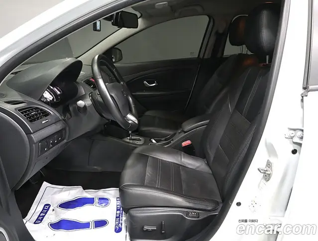 Renault (Samsung) SM3 2018 1.6 автомат (гидро), миниатюра 8 Renault (Samsung) SM3 2018 1.6 автомат (гидро), миниатюра 8