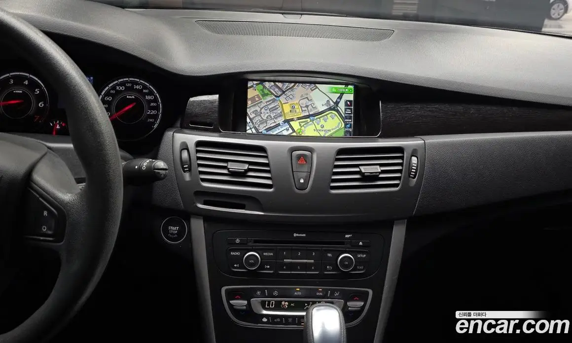 Renault (Samsung) SM5 2014 2.0 автомат (гидро), фото 14 Renault (Samsung) SM5 2014 2.0 автомат (гидро), фото 14