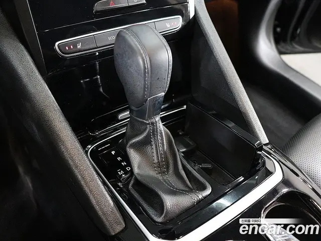 Renault (Samsung) SM6 2016 2.0 автомат (гидро), миниатюра 10 Renault (Samsung) SM6 2016 2.0 автомат (гидро), миниатюра 10