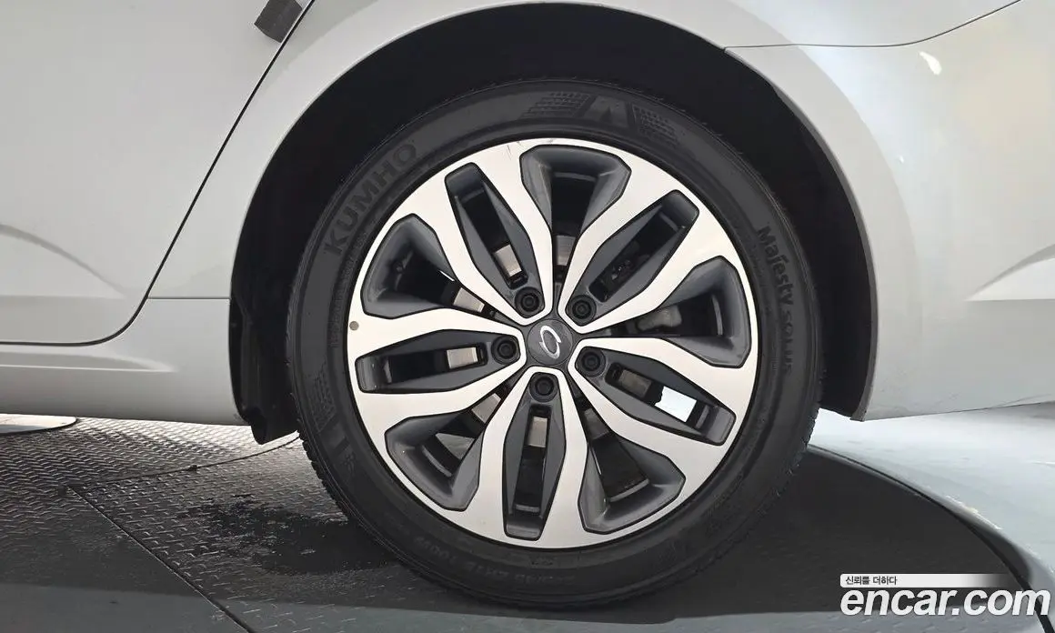 Renault (Samsung) SM6 2017 2.0 автомат (гидро), фото 6 Renault (Samsung) SM6 2017 2.0 автомат (гидро), фото 6