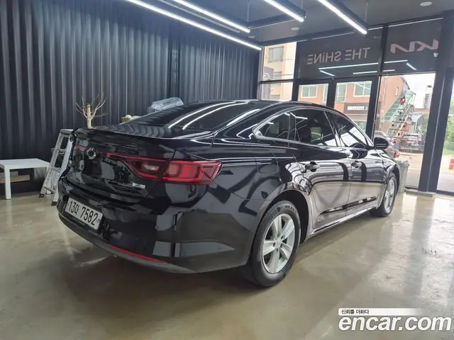 Renault (Samsung) SM6 2017 1.5 автомат (гидро), миниатюра 4 Renault (Samsung) SM6 2017 1.5 автомат (гидро), миниатюра 4