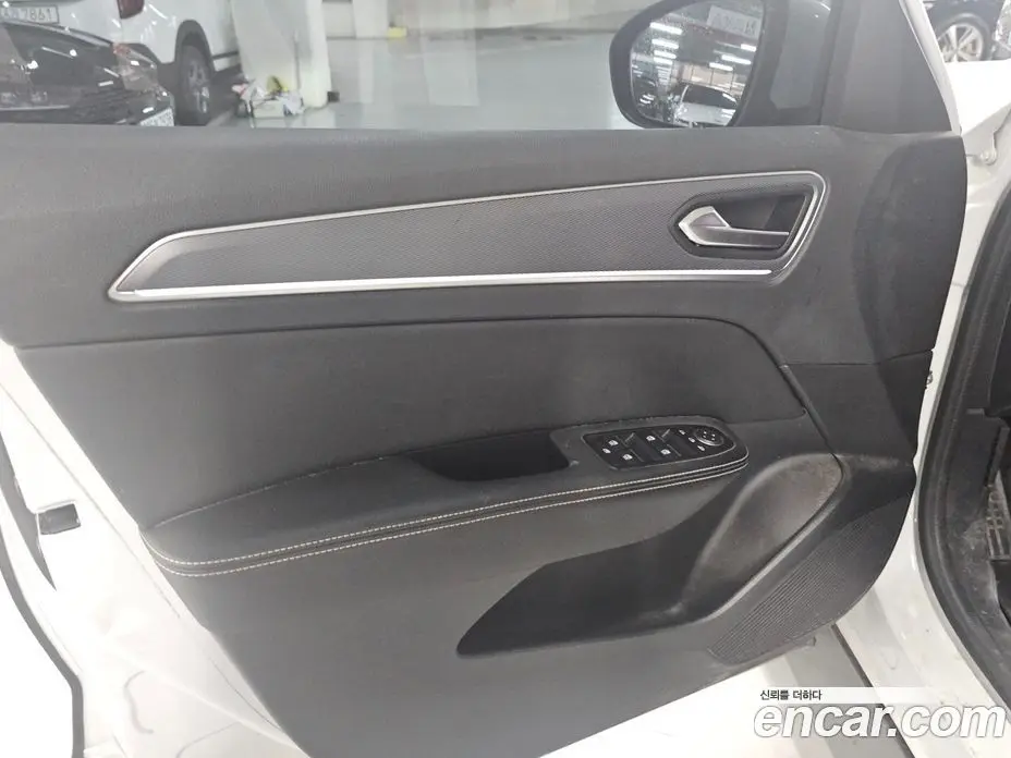 Renault (Samsung) XM3 2021 1.6 автомат (гидро), фото 10 Renault (Samsung) XM3 2021 1.6 автомат (гидро), фото 10