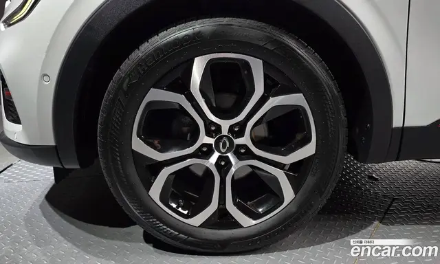 Renault (Samsung) XM3 2022 1.3 автомат (гидро), миниатюра 5 Renault (Samsung) XM3 2022 1.3 автомат (гидро), миниатюра 5