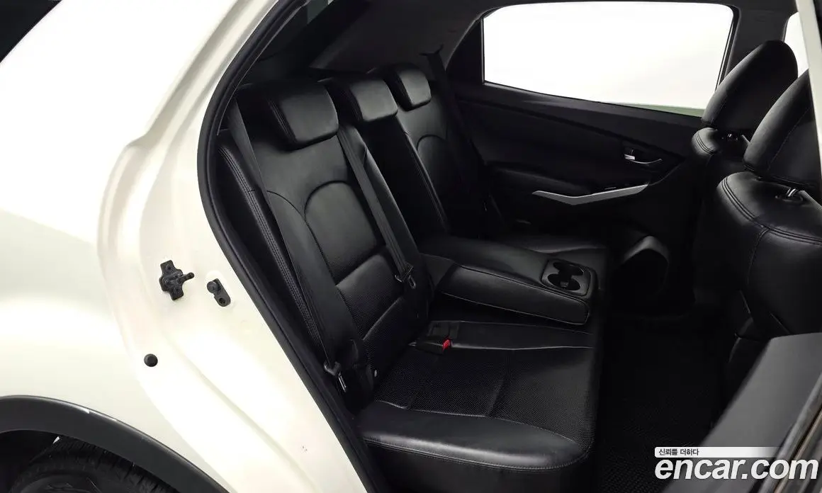 SsangYong Korando 2014 2.0 автомат (гидро), фото 18 SsangYong Korando 2014 2.0 автомат (гидро), фото 18