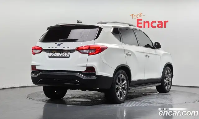 SsangYong Rexton 2017 2.2 автомат (гидро), миниатюра 2 SsangYong Rexton 2017 2.2 автомат (гидро), миниатюра 2