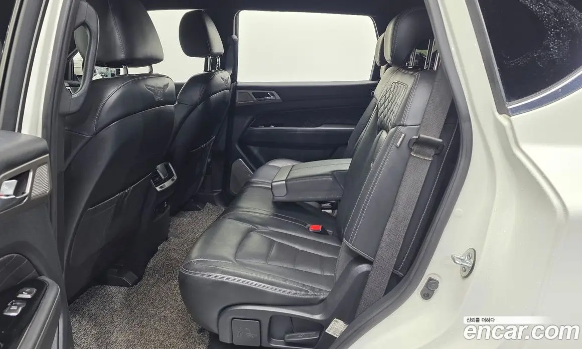 SsangYong Rexton 2017 2.2 автомат (гидро), фото 12 SsangYong Rexton 2017 2.2 автомат (гидро), фото 12