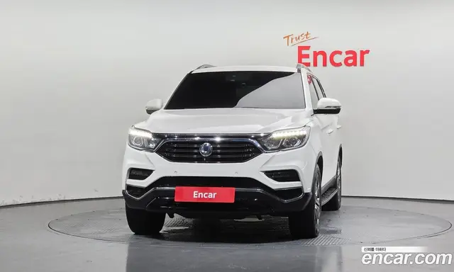 SsangYong Rexton 2017 2.2 автомат (гидро), миниатюра 3 SsangYong Rexton 2017 2.2 автомат (гидро), миниатюра 3