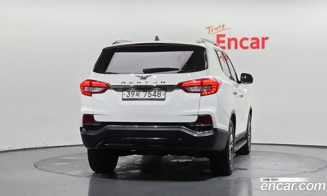 SsangYong Rexton 2017 2.2 автомат (гидро), миниатюра 4 SsangYong Rexton 2017 2.2 автомат (гидро), миниатюра 4