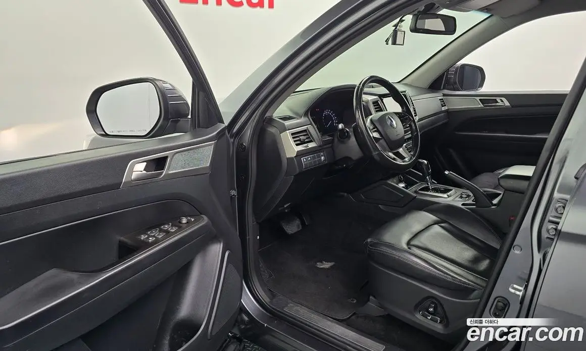 SsangYong Rexton 2018 2.2 автомат (гидро), фото 13 SsangYong Rexton 2018 2.2 автомат (гидро), фото 13
