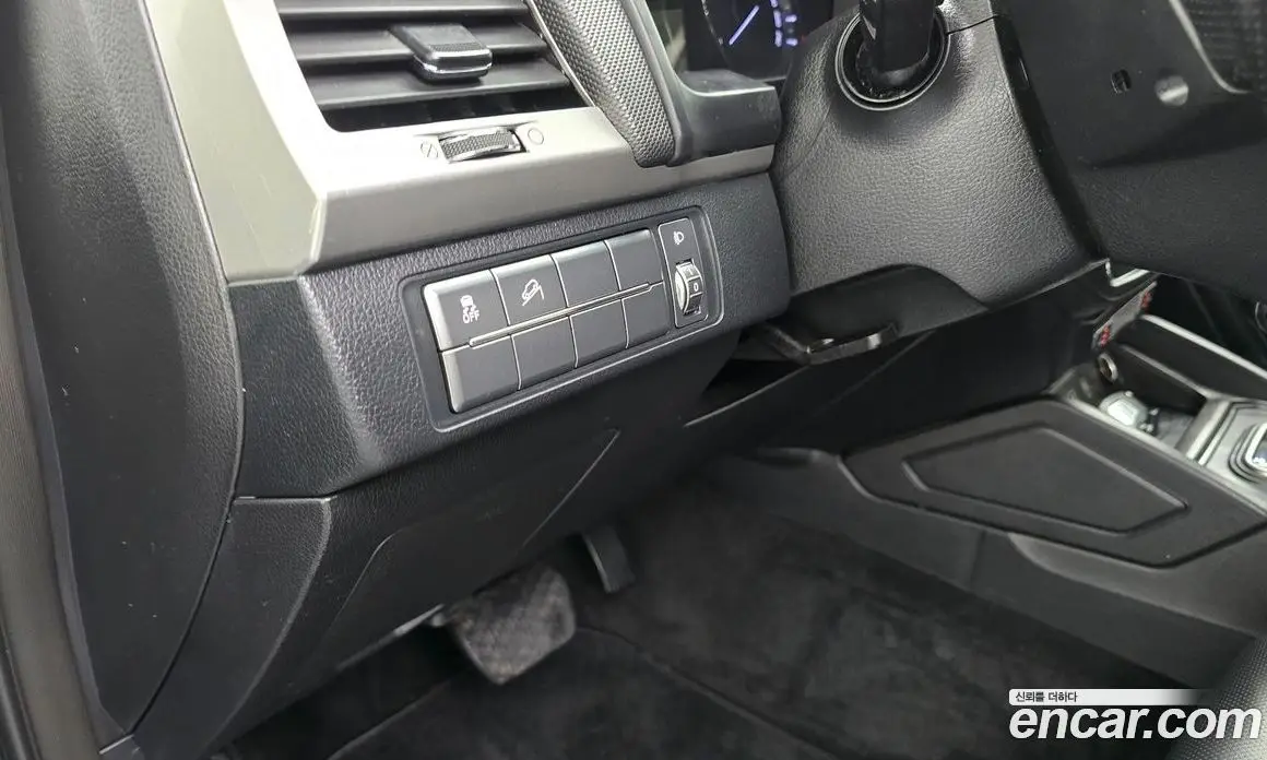 SsangYong Rexton 2018 2.2 автомат (гидро), фото 26 SsangYong Rexton 2018 2.2 автомат (гидро), фото 26