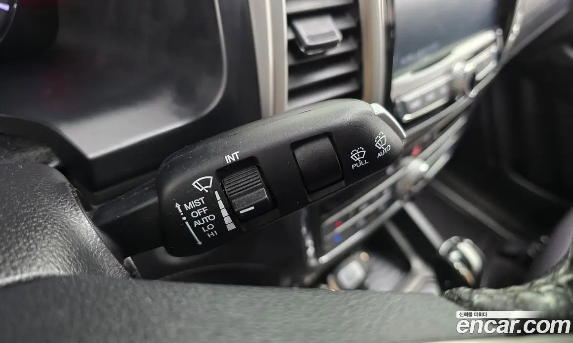 SsangYong Rexton 2018 2.2 автомат (гидро), фото 27 SsangYong Rexton 2018 2.2 автомат (гидро), фото 27