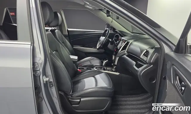 SsangYong TIBOLI 2015 1.6 автомат (гидро), миниатюра 11