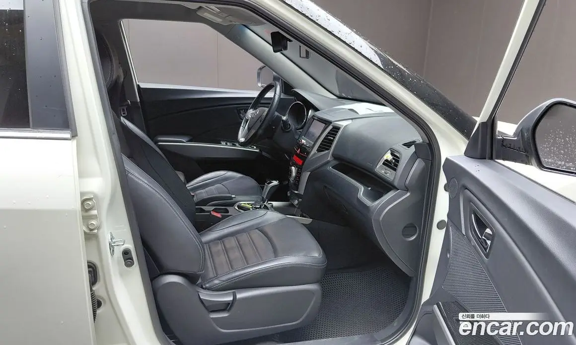 SsangYong TIBOLI 2015 1.6 автомат (гидро), фото 16 SsangYong TIBOLI 2015 1.6 автомат (гидро), фото 16