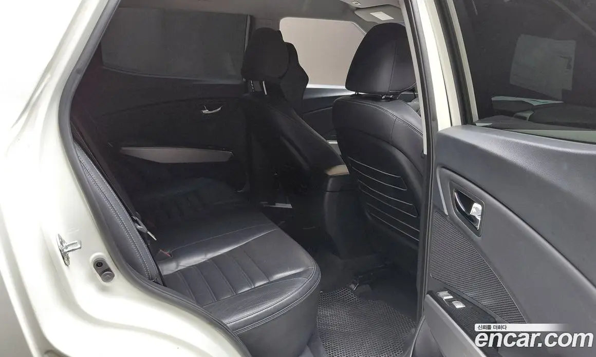 SsangYong TIBOLI 2015 1.6 автомат (гидро), фото 18 SsangYong TIBOLI 2015 1.6 автомат (гидро), фото 18
