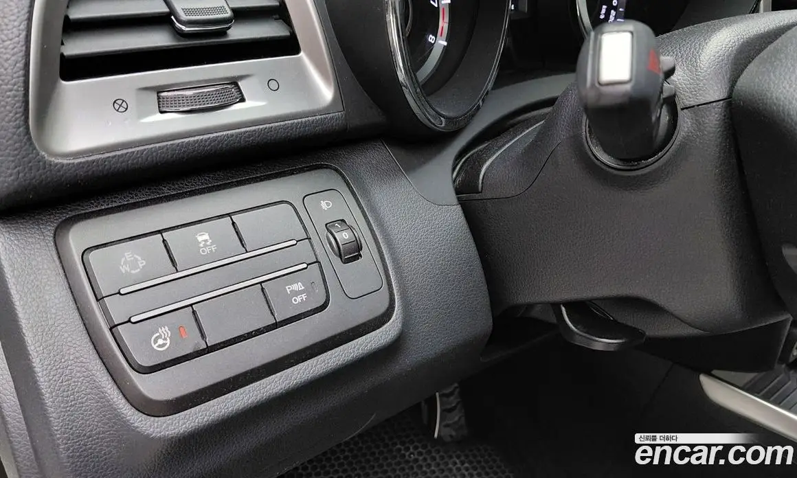 SsangYong TIBOLI 2015 1.6 автомат (гидро), фото 26 SsangYong TIBOLI 2015 1.6 автомат (гидро), фото 26