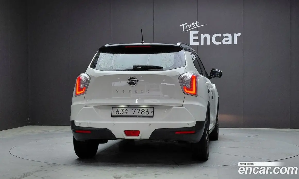 SsangYong TIBOLI 2015 1.6 автомат (гидро), фото 4 SsangYong TIBOLI 2015 1.6 автомат (гидро), фото 4