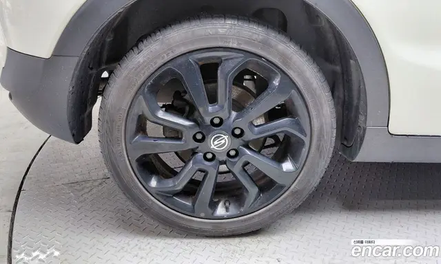 SsangYong TIBOLI 2015 1.6 автомат (гидро), миниатюра 5 SsangYong TIBOLI 2015 1.6 автомат (гидро), миниатюра 5