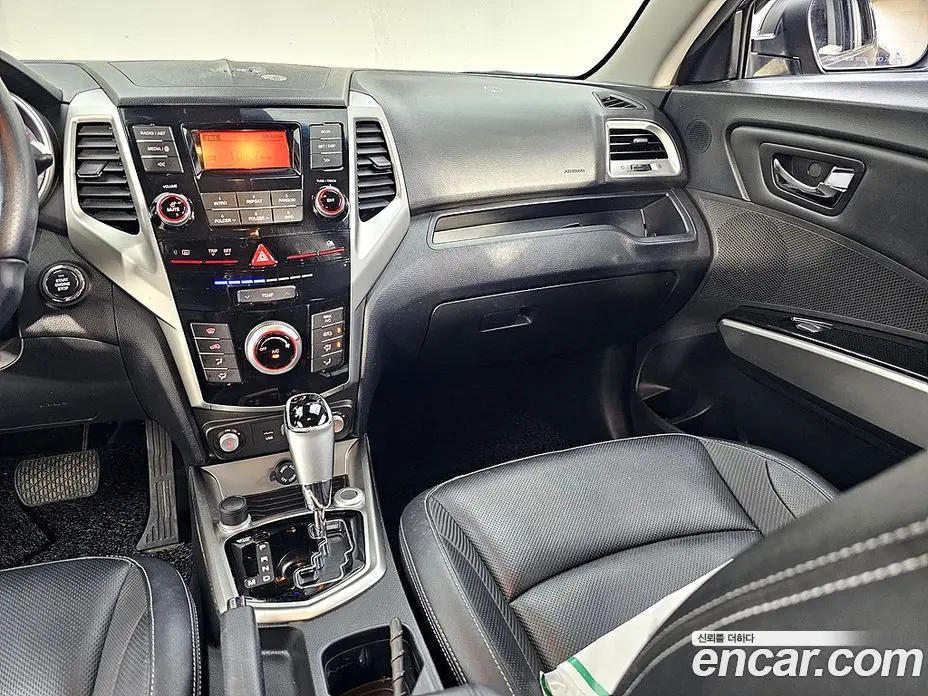 SsangYong TIBOLI 2015 1.6 автомат (гидро), фото 10 SsangYong TIBOLI 2015 1.6 автомат (гидро), фото 10