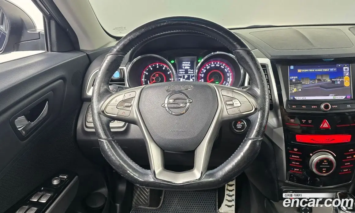 SsangYong TIBOLI 2015 1.6 автомат (гидро), фото 18 SsangYong TIBOLI 2015 1.6 автомат (гидро), фото 18
