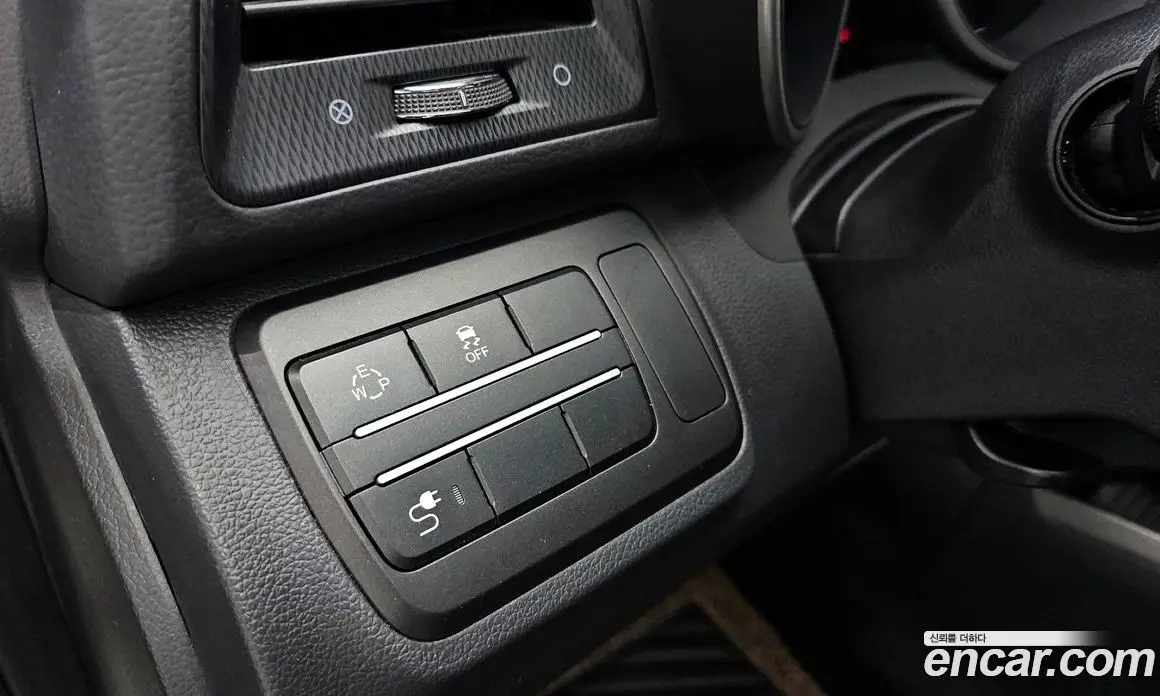 SsangYong TIBOLI 2016 1.6 автомат (гидро), фото 17