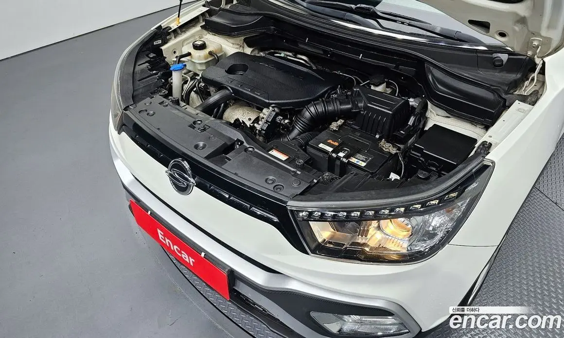 SsangYong TIBOLI 2016 1.6 автомат (гидро), фото 6