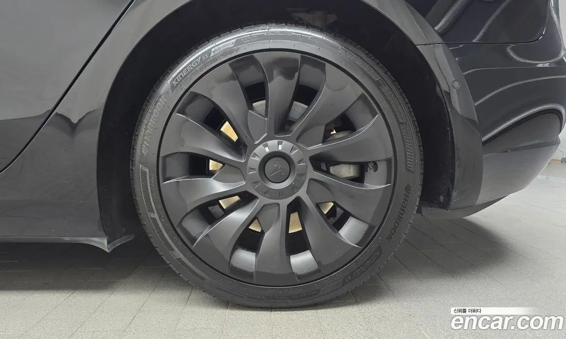 Tesla Model 3 2021 0.2 автомат (гидро), фото 6 Tesla Model 3 2021 0.2 автомат (гидро), фото 6