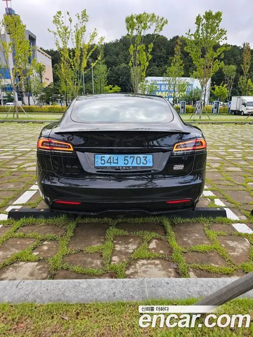 Tesla Model S 2023 1.0 автомат (гидро), фото 4 Tesla Model S 2023 1.0 автомат (гидро), фото 4