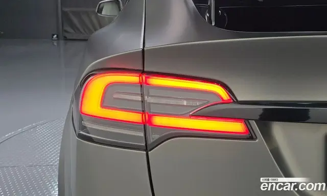 Tesla Model X 2023 0.3 автомат (гидро), миниатюра 9 Tesla Model X 2023 0.3 автомат (гидро), миниатюра 9