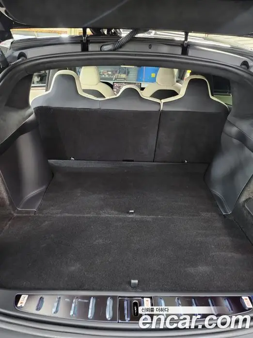 Tesla Model X 2023 0.3 автомат (гидро), фото 9 Tesla Model X 2023 0.3 автомат (гидро), фото 9