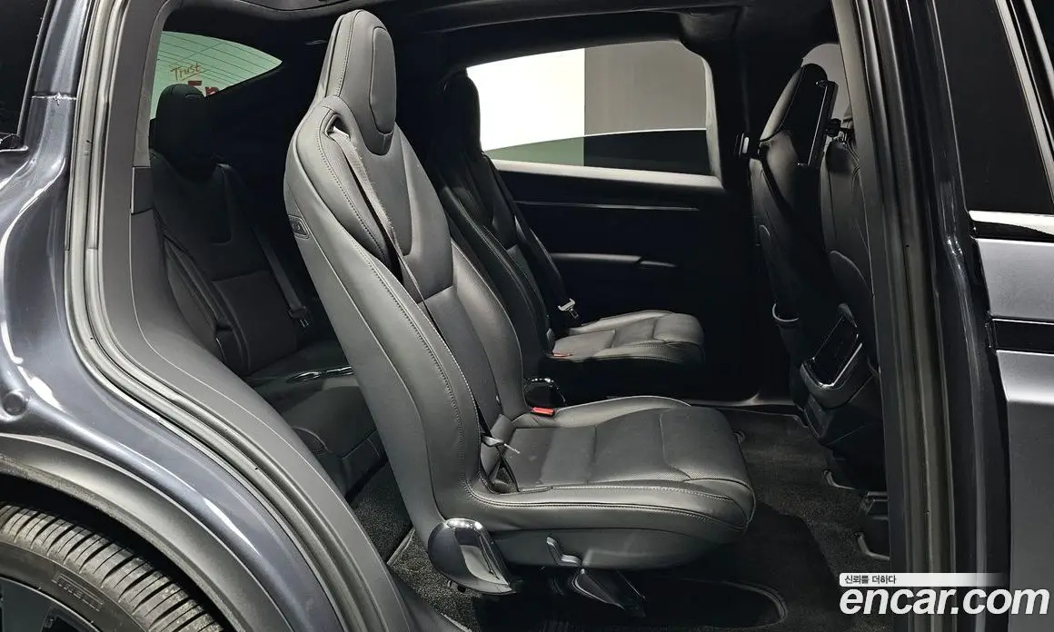 Tesla Model X 2023 0.3 автомат (гидро), фото 12 Tesla Model X 2023 0.3 автомат (гидро), фото 12