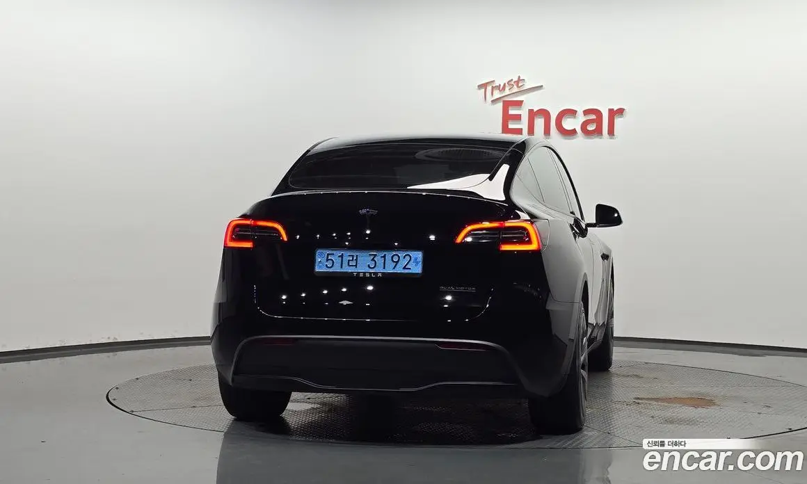 Tesla Model Y 2024 0.2 автомат (гидро), фото 3 Tesla Model Y 2024 0.2 автомат (гидро), фото 3