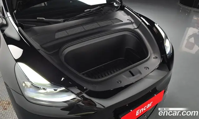 Tesla Model Y 2024 0.2 автомат (гидро), миниатюра 5 Tesla Model Y 2024 0.2 автомат (гидро), миниатюра 5