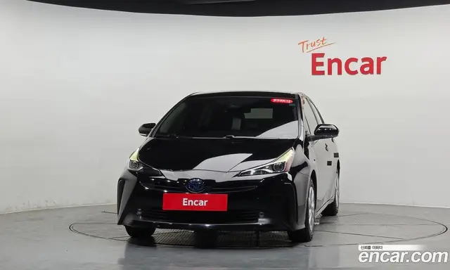 Toyota Prius 2021 1.8 автомат (гидро), миниатюра 2 Toyota Prius 2021 1.8 автомат (гидро), миниатюра 2