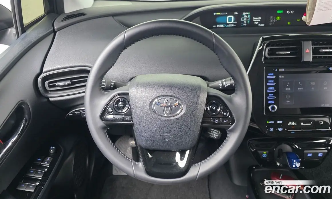 Toyota Prius 2021 1.8 автомат (гидро), фото 18 Toyota Prius 2021 1.8 автомат (гидро), фото 18