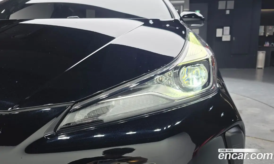 Toyota Prius 2021 1.8 автомат (гидро), фото 7 Toyota Prius 2021 1.8 автомат (гидро), фото 7