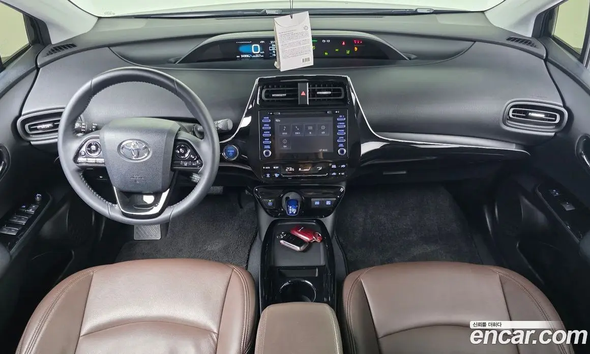 Toyota Prius 2021 1.8 автомат (гидро), фото 9 Toyota Prius 2021 1.8 автомат (гидро), фото 9