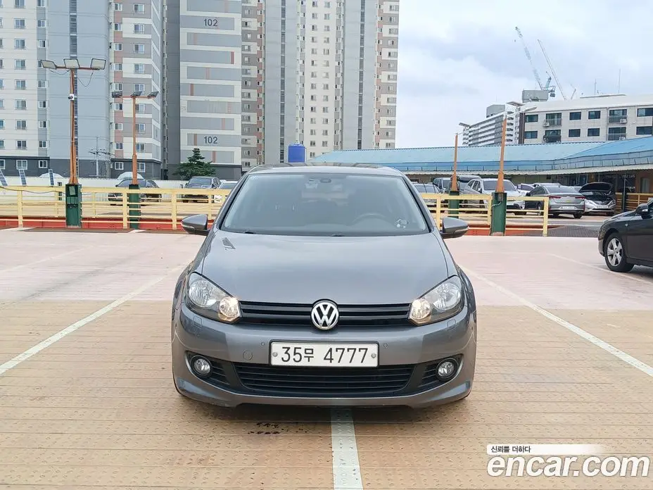 Volkswagen Golf 2013 2.0 автомат (гидро), фото 2 Volkswagen Golf 2013 2.0 автомат (гидро), фото 2