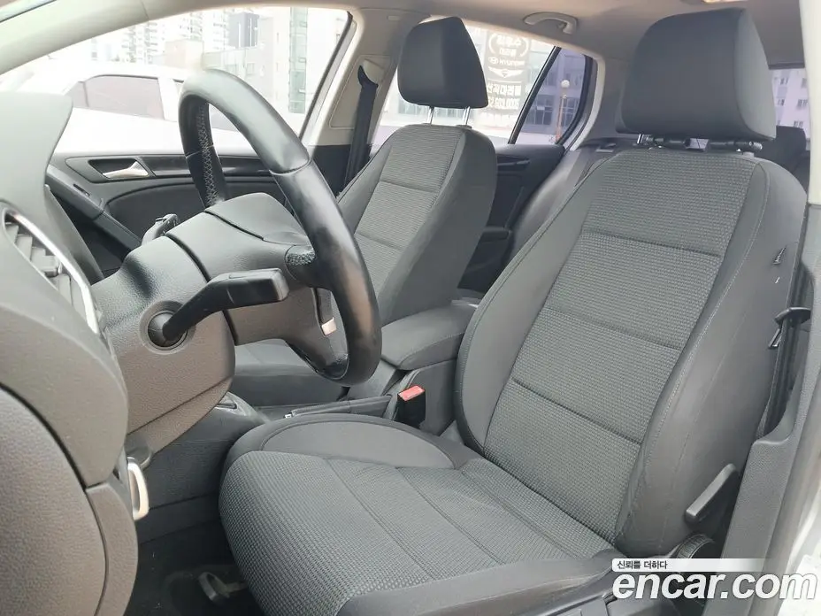 Volkswagen Golf 2013 2.0 автомат (гидро), фото 11 Volkswagen Golf 2013 2.0 автомат (гидро), фото 11