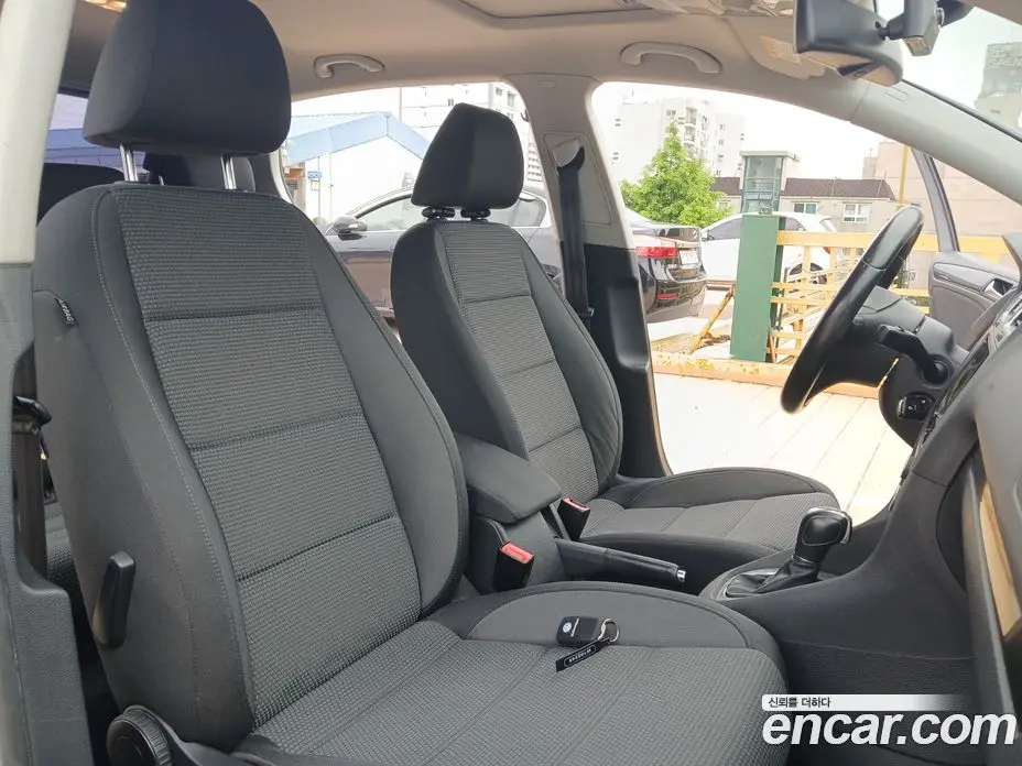 Volkswagen Golf 2013 2.0 автомат (гидро), фото 13 Volkswagen Golf 2013 2.0 автомат (гидро), фото 13