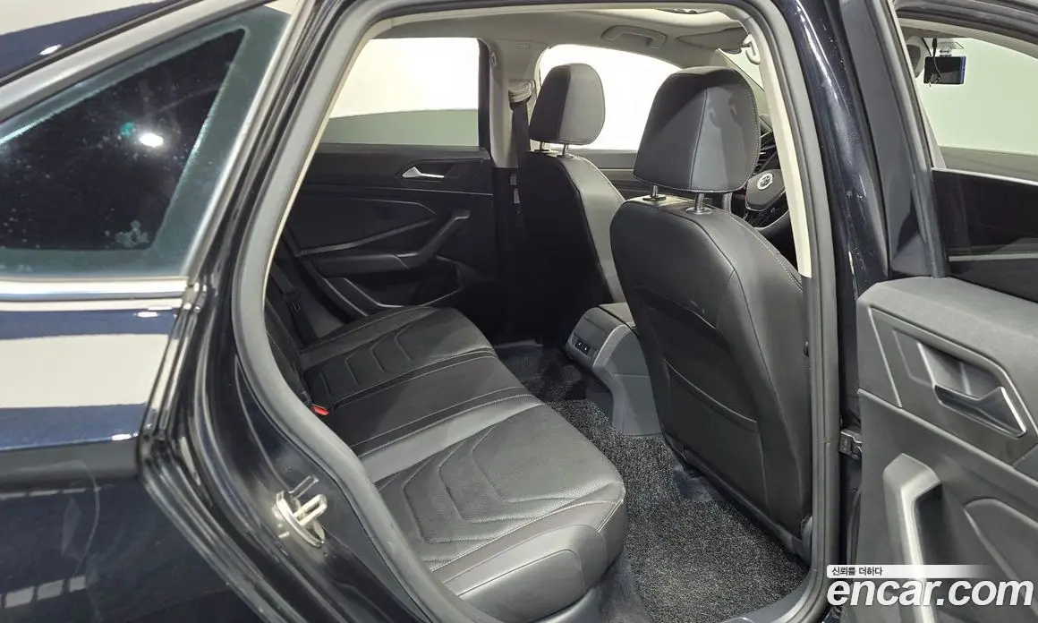 Volkswagen Jetta 2021 1.4 автомат (гидро), фото 17 Volkswagen Jetta 2021 1.4 автомат (гидро), фото 17