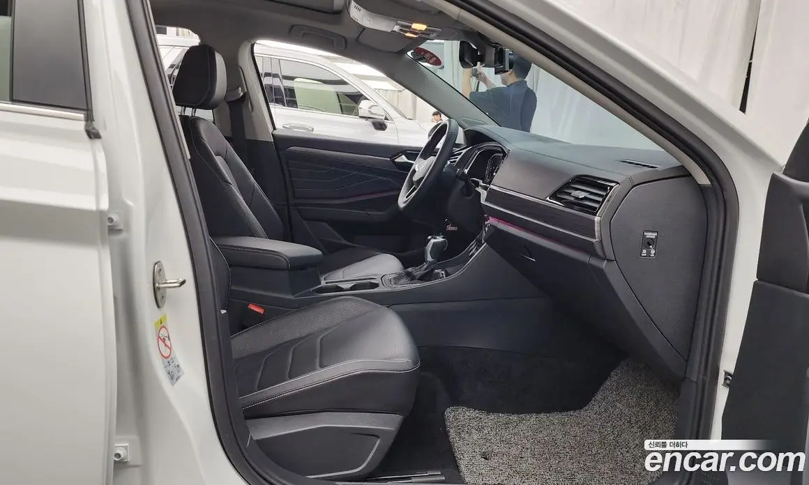 Volkswagen Jetta 2023 1.5 автомат (гидро), фото 11