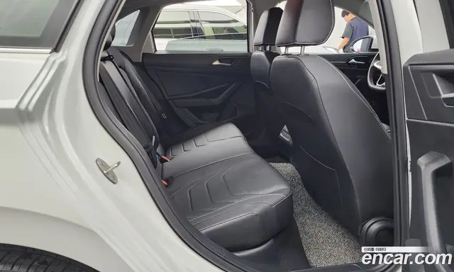 Volkswagen Jetta 2023 1.5 автомат (гидро), миниатюра 12