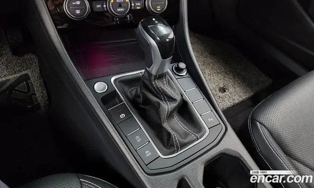 Volkswagen Jetta 2023 1.5 автомат (гидро), миниатюра 9